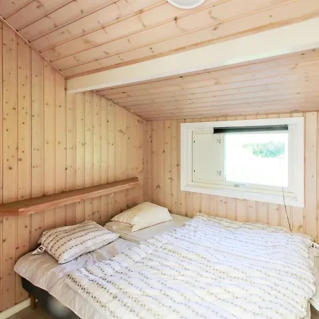 Fredrike Holiday home Vester Somarken