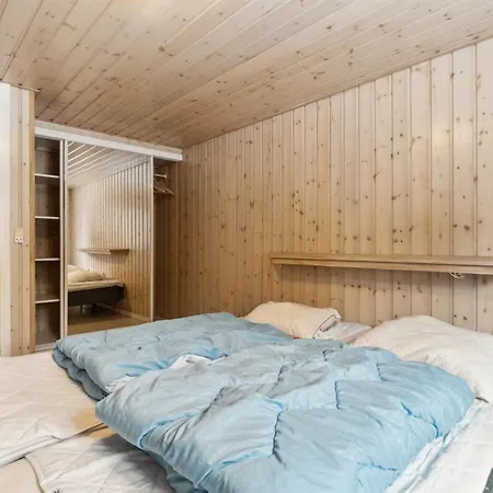 Fredrike - 500m From The Sea By Interhome Vester Somarken